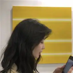 清晰高冷的头像女生刘芸