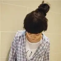 女孩私生活混乱,同时跟俩男人交往,怀孕后男友都不认账,尴尬至极