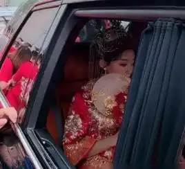 牌伊结婚礼单曝光,接亲场面十分壕气,网友简直堪比明星结婚