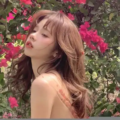 你是我见过最天真的人,妄想从镜子里看清人心