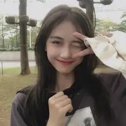 笑得很好看的女生头像