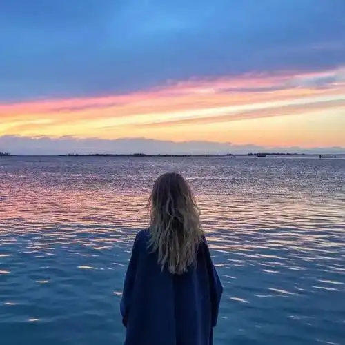 女人生气了,才会有这样的表现,别不知道