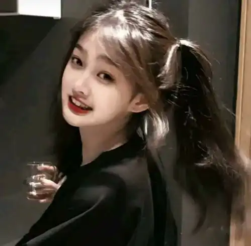 温柔女头这个夏天这么热,我可以把暗恋变成热恋吗