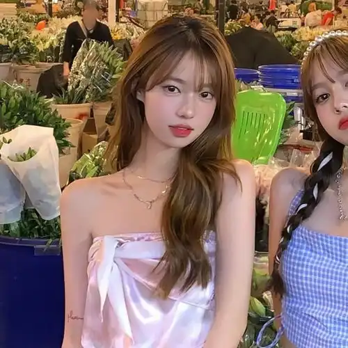 女生闺蜜姐妹头像李心洁