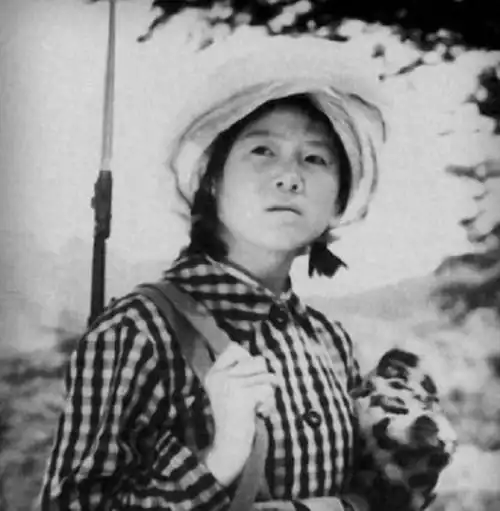 陈传香为救人空手打死2米金钱豹,晚年忏悔宁愿自己从未打死