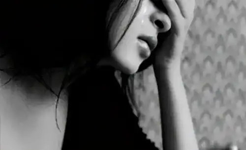 29岁女子,经血不止,查出宫颈癌,高危丈夫是祸根