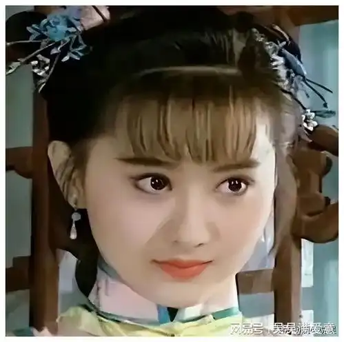 从女星颜值巅峰看花期55岁的许晴似少女,73岁刘晓庆是少女