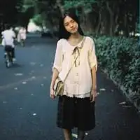 越幸福越忐忑越感动越不安唯美头像