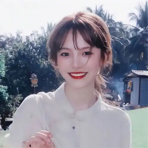 蓝天图片唯美女生头像三