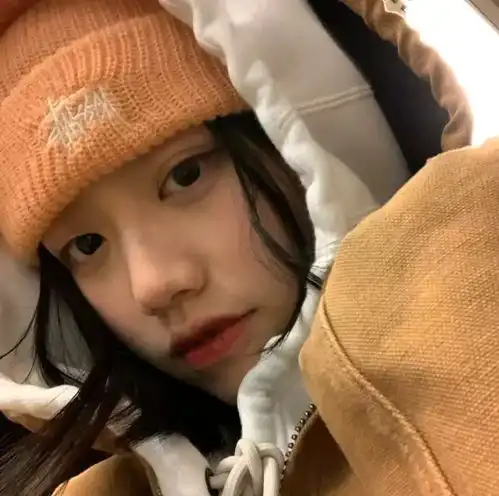 女生头像壁纸真人高清可