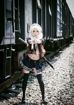 带刀软妹蛮腰秀水手服美少女特攻队cos作品图片6游侠图库