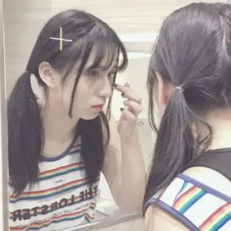 高冷气质女生头像,看了才知道什么叫做迷人

