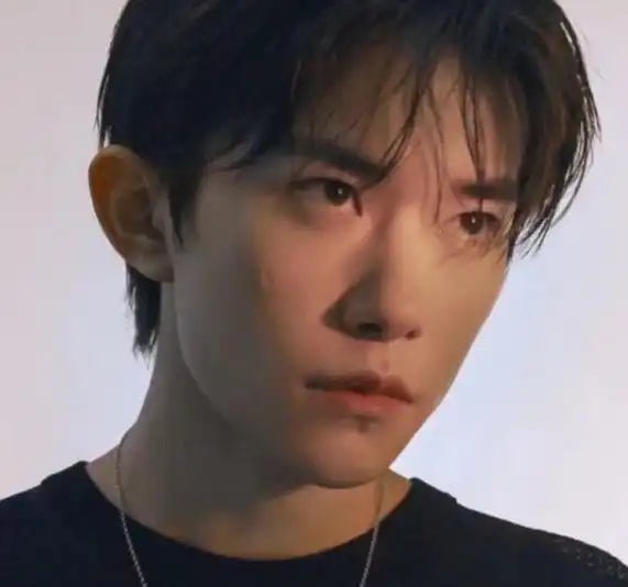 高清图片女生头像图片易