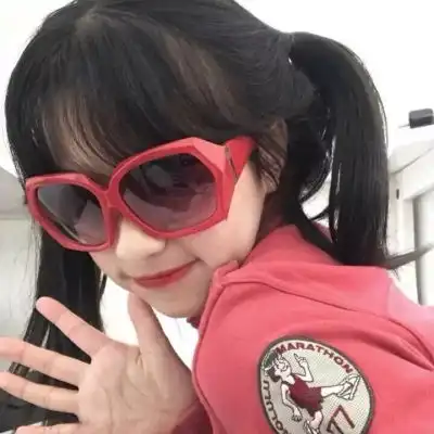 贺知忧希望我这个小朋友,能让你难忘又牵挂