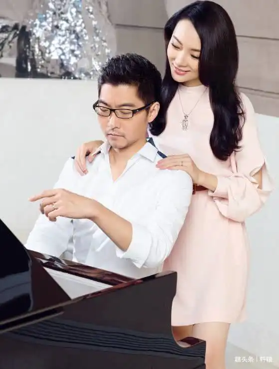 职场头像女气质赵胤胤