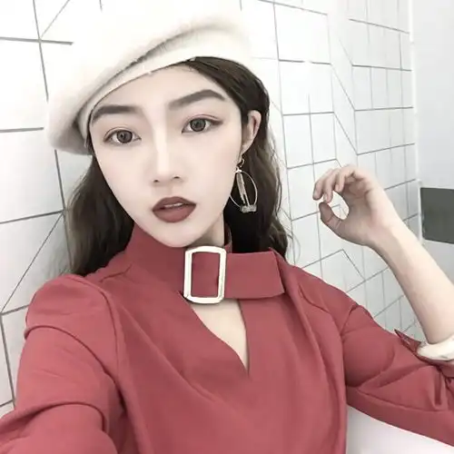 贝雷帽时尚美人