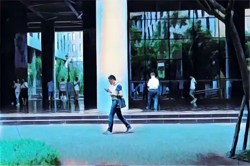 大学毕业后该不该继续和父母同住这群成都女孩有自己想法......