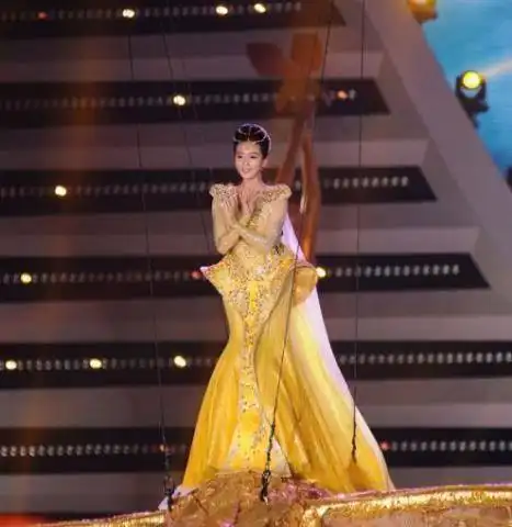 丑头像小孩女金鹰女神