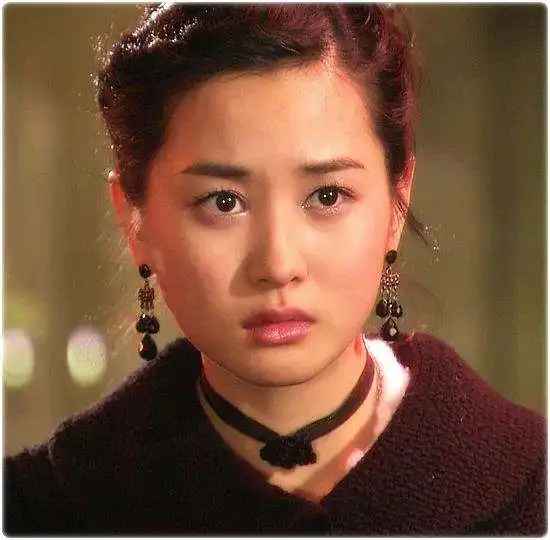 她曾是李易峰最爱的女人,被誉为邻家女神,整容之后认不出来