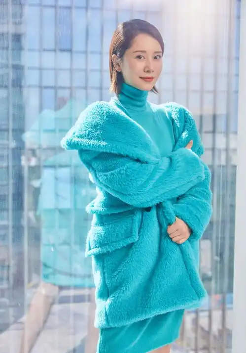 海清晒12岁儿子蛋妞看词造句,既有文采又有哲理,海清都感动哭了