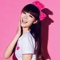 超可爱女生头像真人嘟嘴