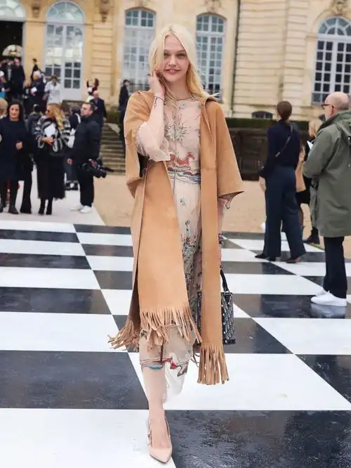 好色小仙女们,谁穿谁高级的莫兰迪色系来了