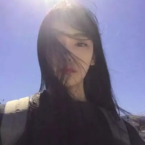 女生头像无所求,无所怨