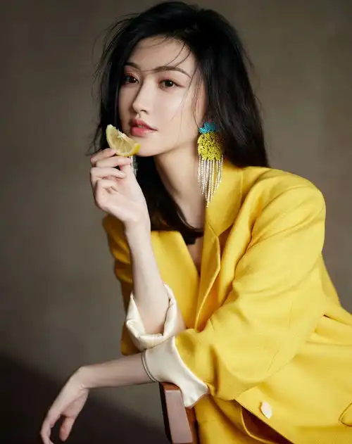今天一定要给司藤的化妆师加鸡腿景甜美出屏幕了