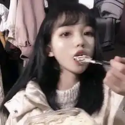 我脚下的影子从来不肯试着像谁小清新文艺时尚女生头像