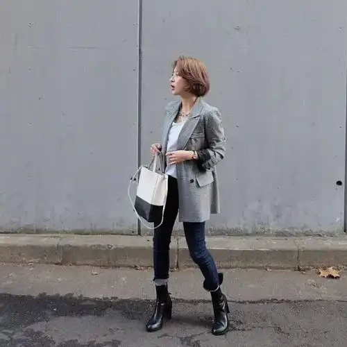 身高不足159的邻家小妹变身ins当红博主,娇小女生的春天缺的原来只是这三样基础单品