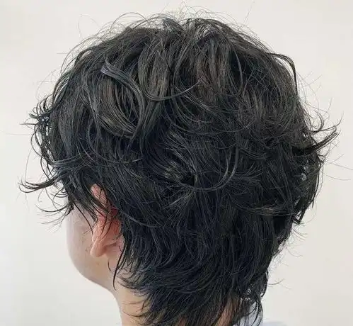 鲻鱼头和狼尾式有啥区别适合什么脸型需要烫发吗