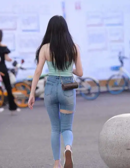 气质美女背影头像图片牛