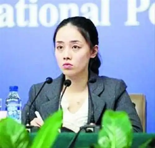 高冷女神都在用的头像姚