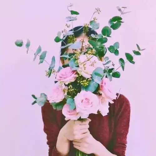 女生头像带花真人古镇