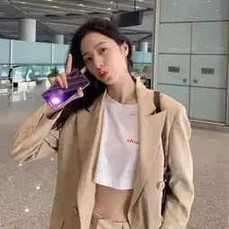 七夕当晚,我竟然在男朋友的衣橱发现了