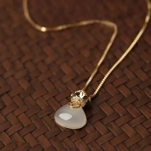 30岁以上女人,学会戴禅意新中式首饰