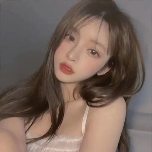 清晰高冷的头像女生倪妮