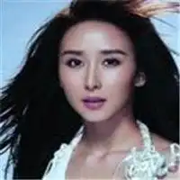 女生头像手捧花胡静