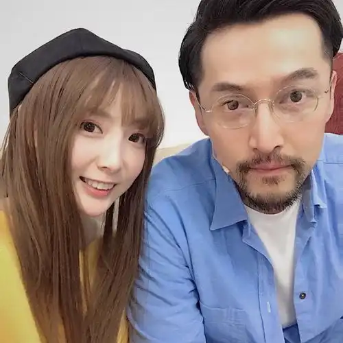 胡歌头像图片络腮胡