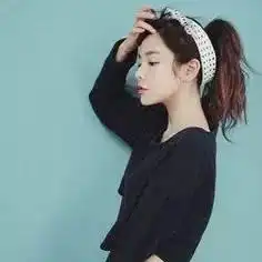 pose看了那么多ins,快来学一下这些美妞们拍照法吧