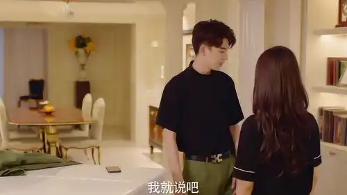 一厢情愿不知道送女友什么礼物反正别学盛总送礼物哈哈