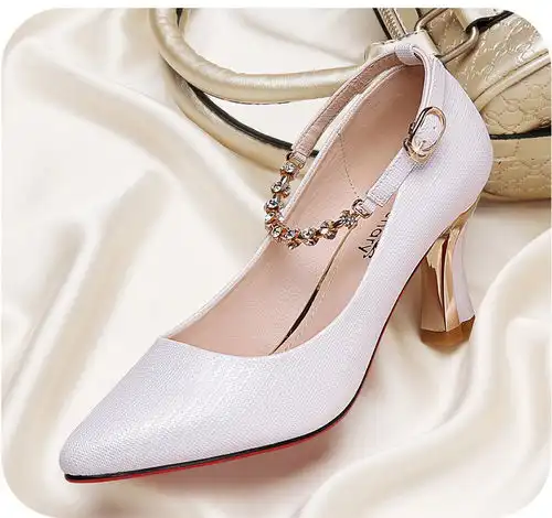 百年纪念春秋季新款中跟粗跟高跟鞋时尚尖头单鞋女士皮鞋韩版一字扣带