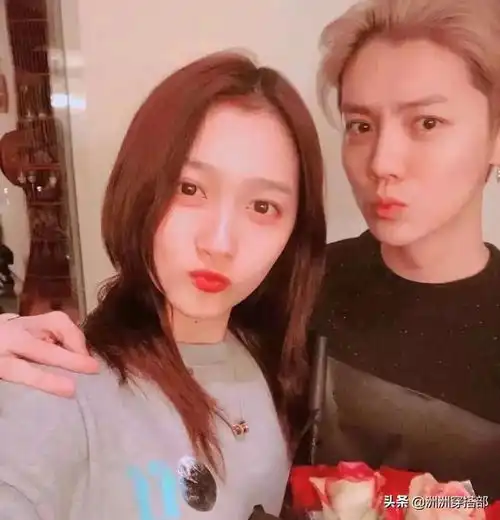 鹿晗关晓彤晒婚纱照,太让人羡慕了