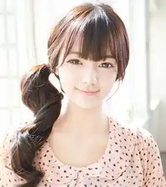 长卷发发型扎法