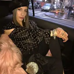 一家出了三个时尚博主,个个都是时髦精跟着意大利三姐妹学穿搭,秒变街拍达人