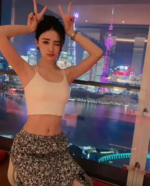 徐璐真人长啥样私下生活照曝光,网友是我的理想型女友