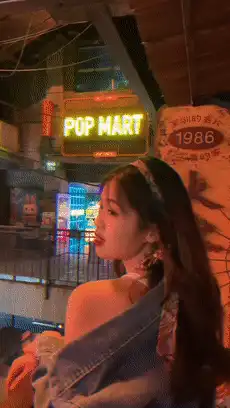 卡卡宝贝贝挡脸美女教你拍氛围美照,素颜也挡不住