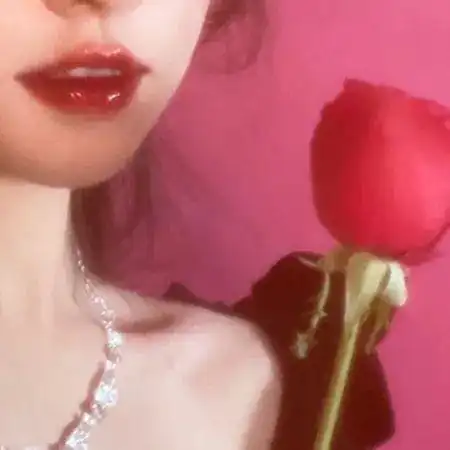 有没有那种只露肩的女孩头像像我头像这种的急需各位大神