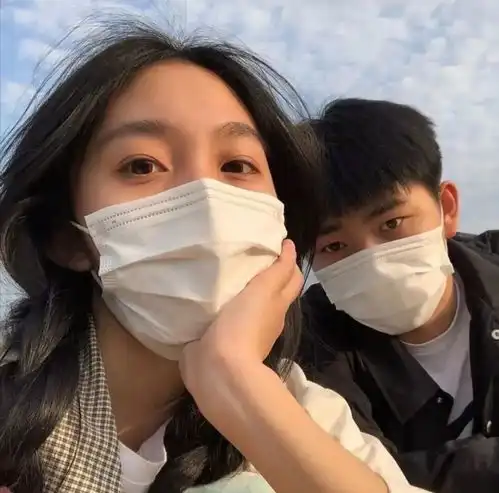 情侣头像明天也一起走吧