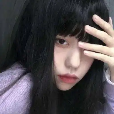 丧到极致的头像女带血不